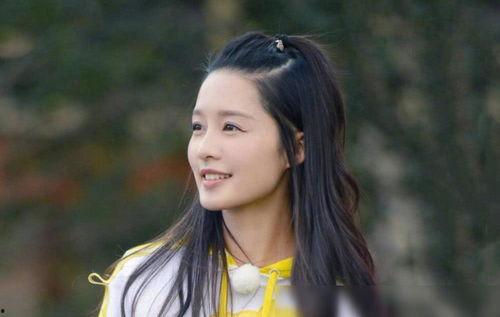 娱乐吃瓜君李沁是谁啊,揭秘李沁的星光之路